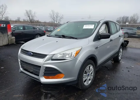 2014 Ford Escape S z USA, uszkodzony, nr VIN 1FMCU0F70EUD23109